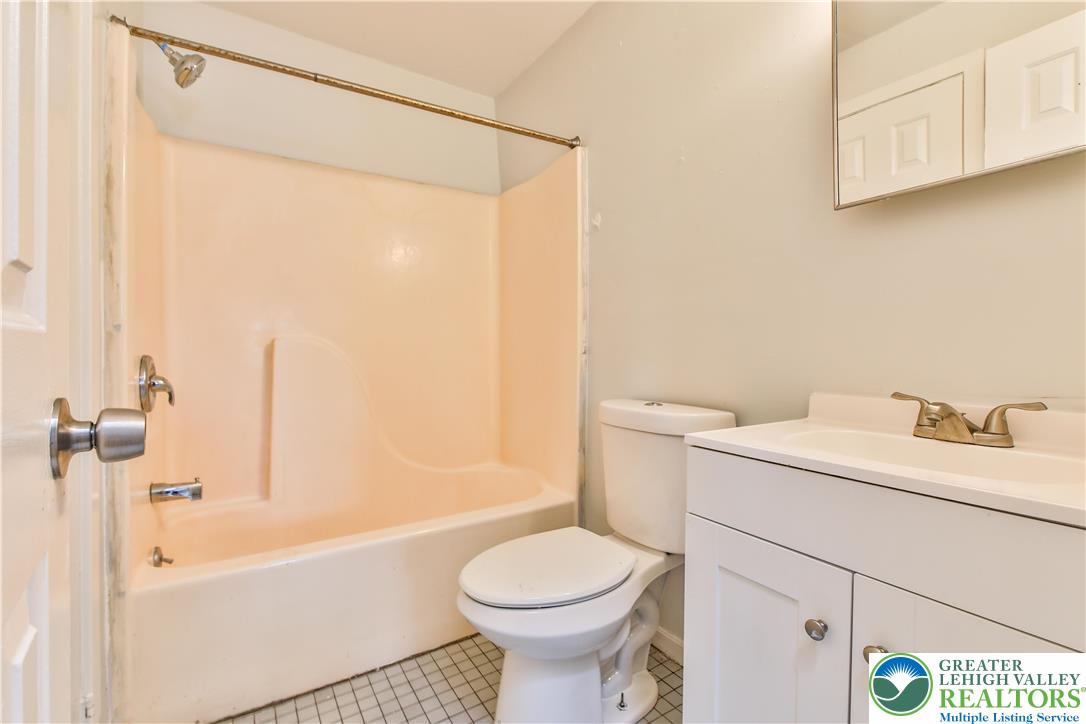 39 North 11th Street C Property Photo 13