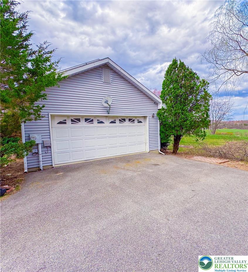 231 Sky View Drive Property Photo 31