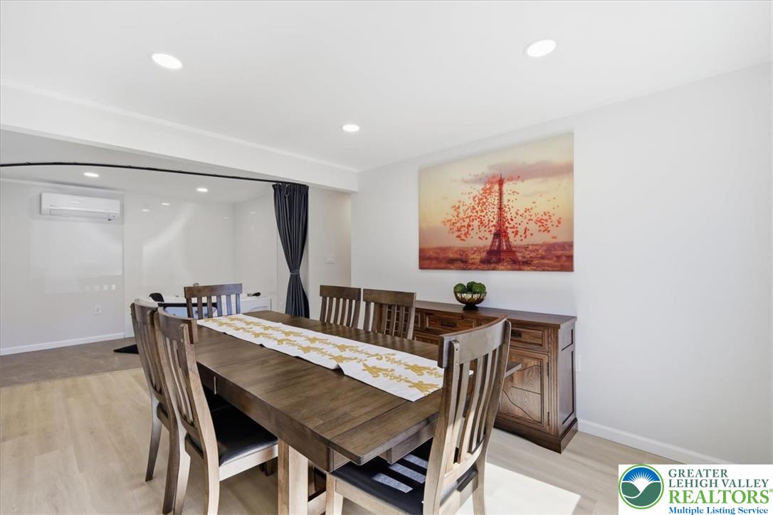 6539 Laurel Hollow Drive Property Photo 15