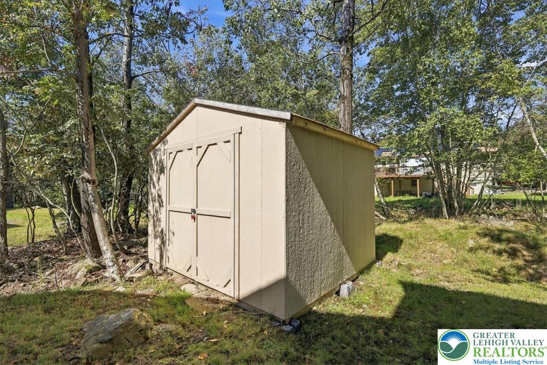 6539 Laurel Hollow Drive Property Photo 30