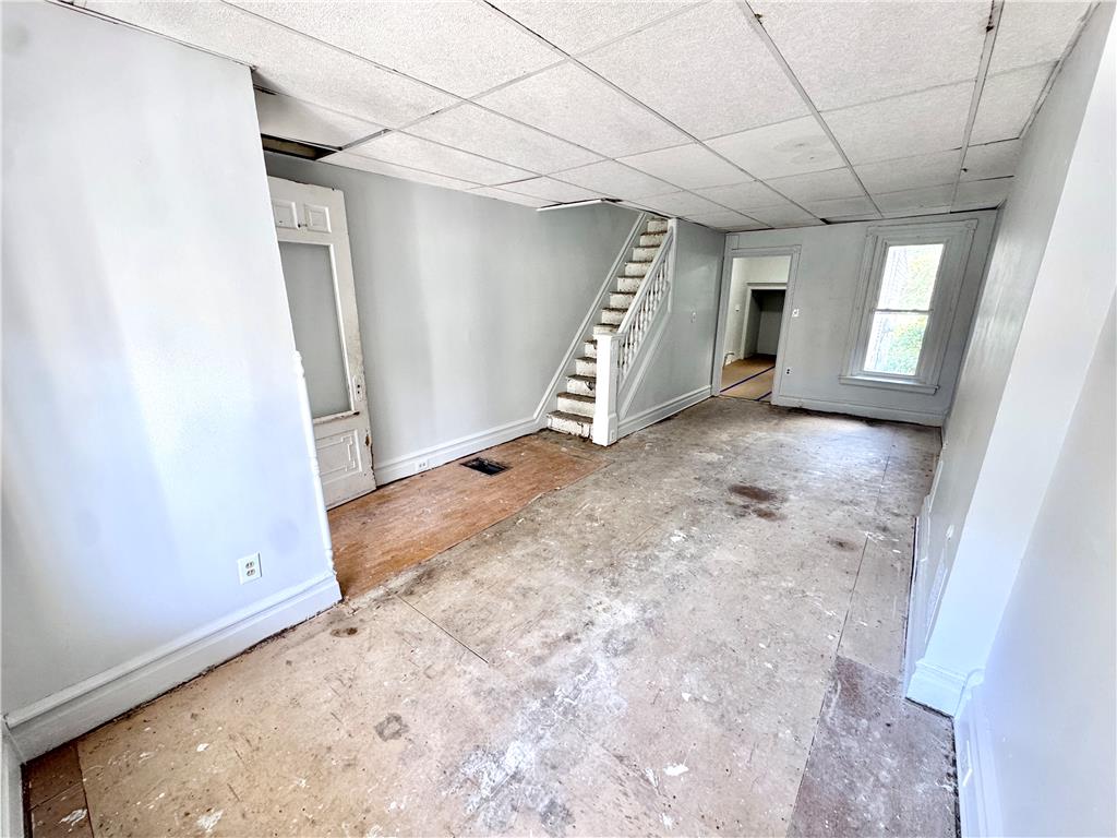 538 North New Street Property Photo 2