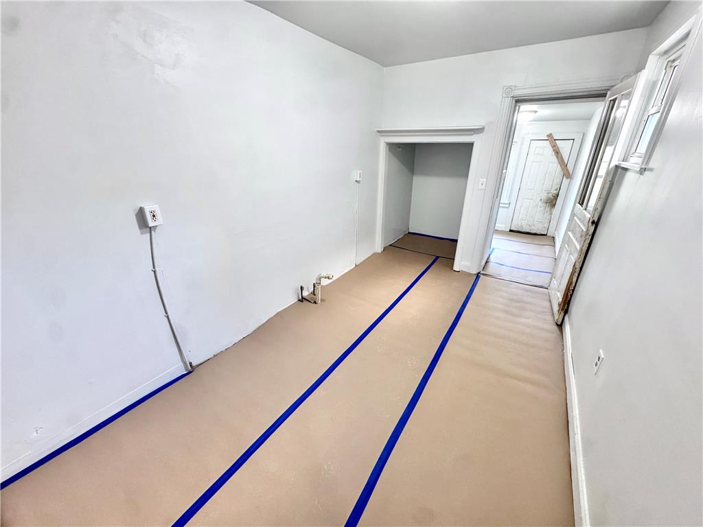 538 North New Street Property Photo 5