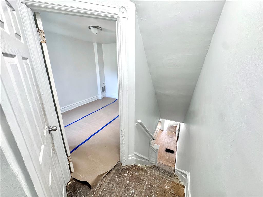 538 North New Street Property Photo 9