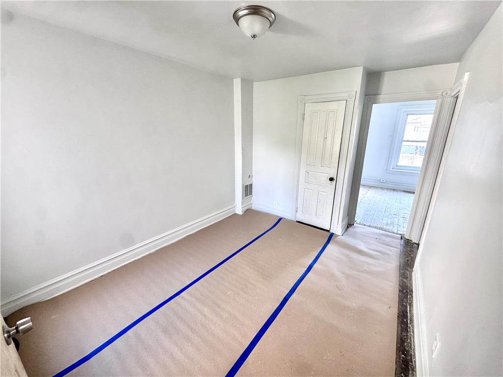 538 North New Street Property Photo 14