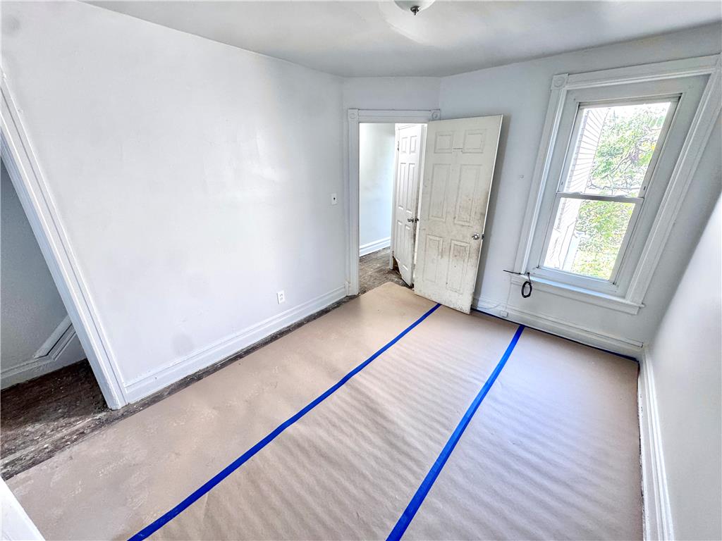 538 North New Street Property Photo 15