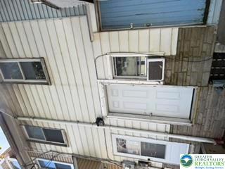 610 2nd Street Property Photo 2