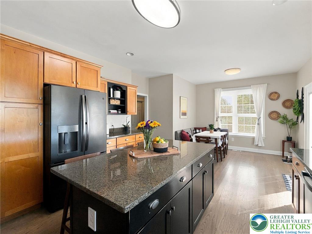 1695 Kings Court Property Photo 13
