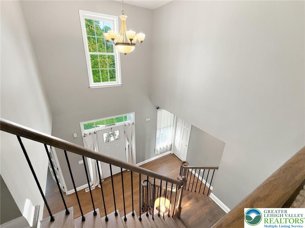 1695 Kings Court Property Photo 27