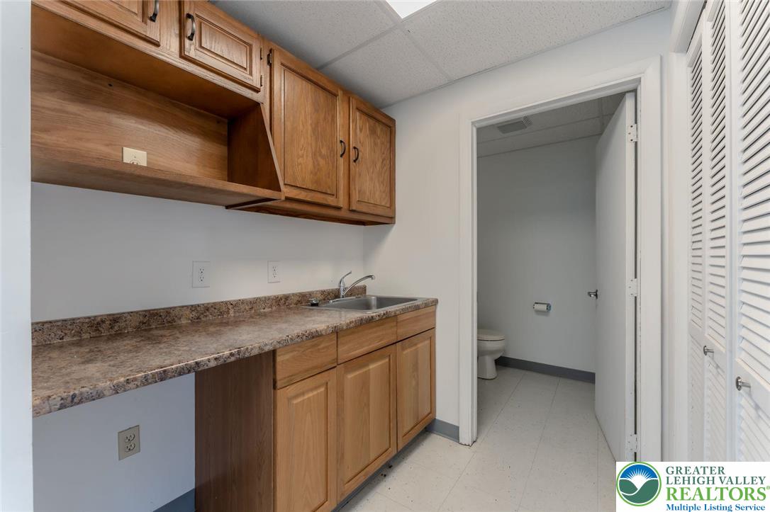5851 Nor Bath Boulevard Property Photo 18