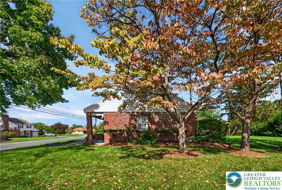 619 Parkway Road Property Photo 7