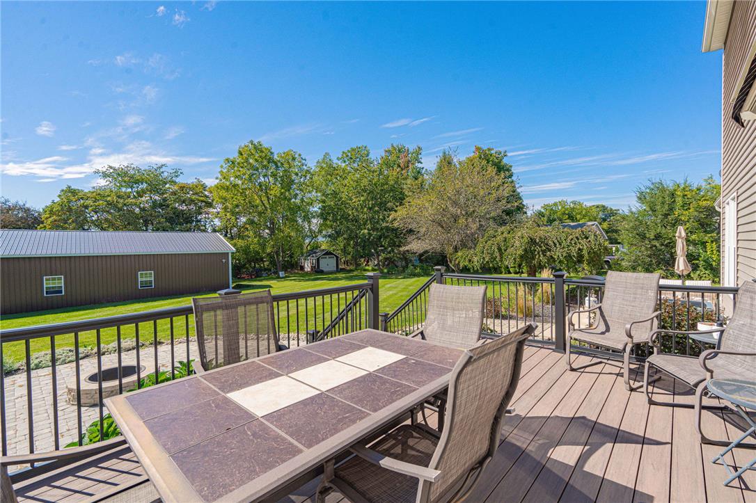 6425 Abbey Road Property Photo 10