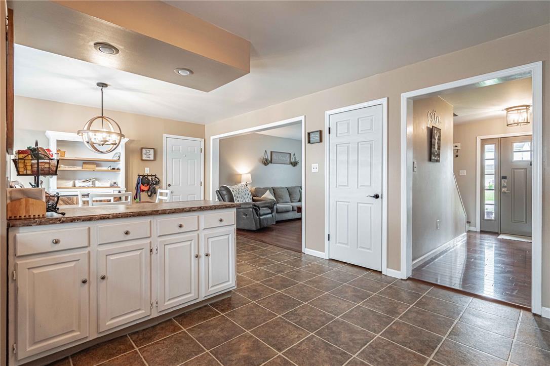 6425 Abbey Road Property Photo 14