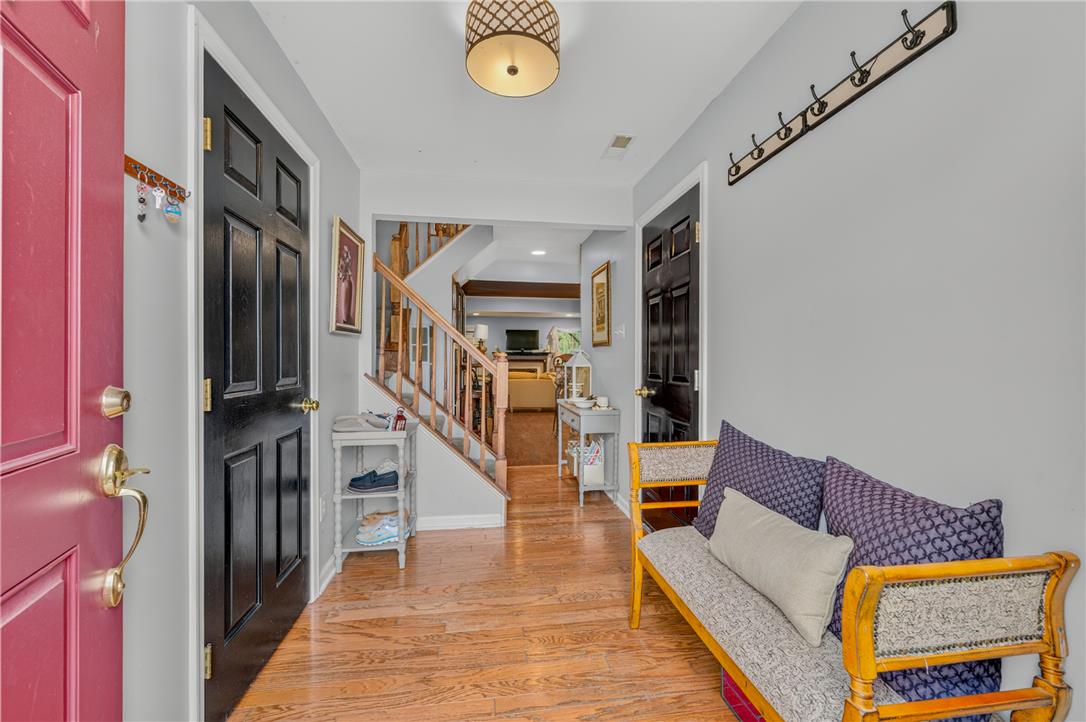 4044 Tournament Court Property Photo 3