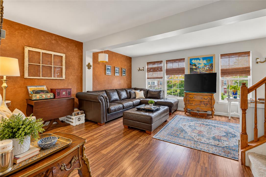 4044 Tournament Court Property Photo 15