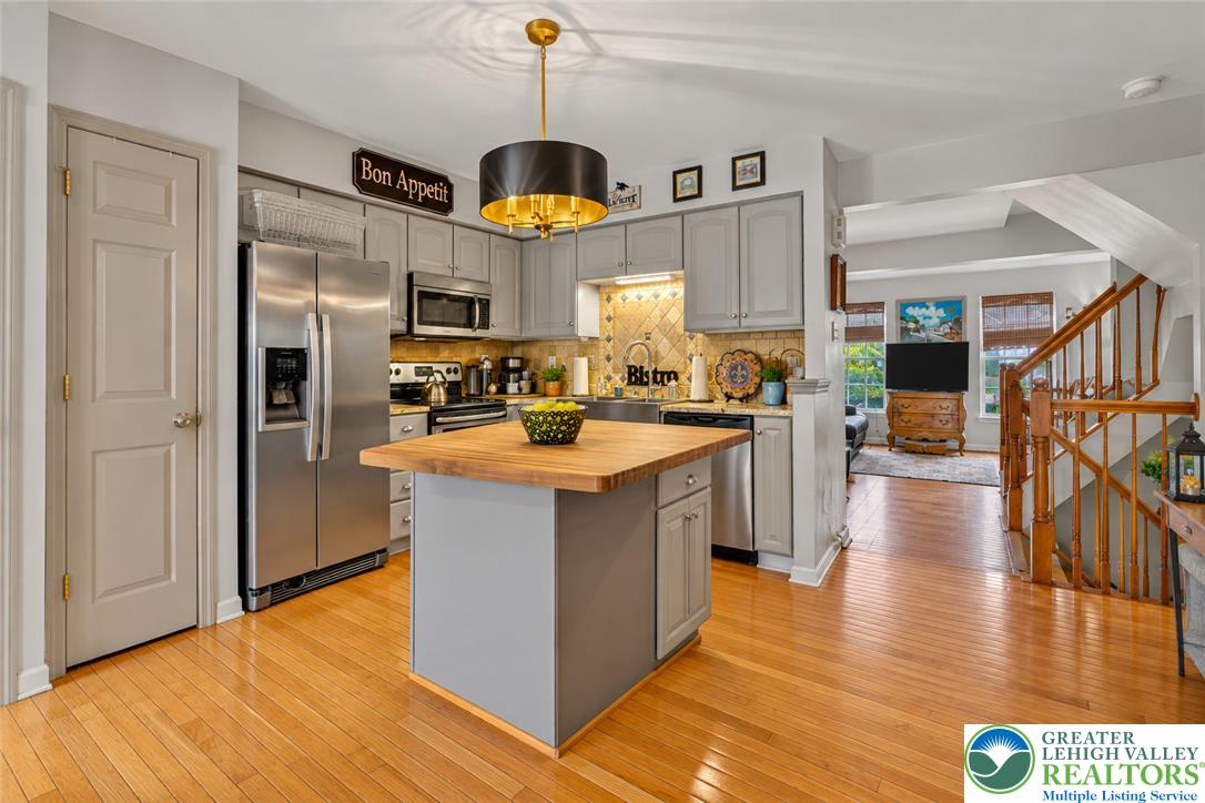 4044 Tournament Court Property Photo 22