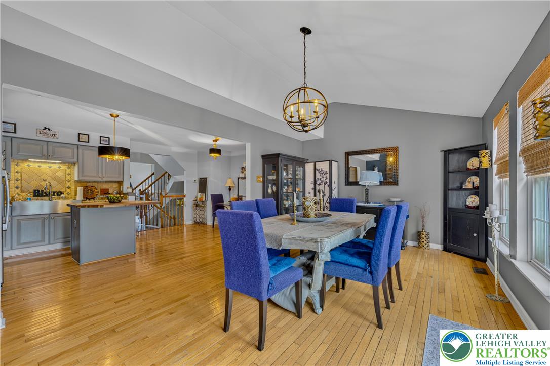 4044 Tournament Court Property Photo 36