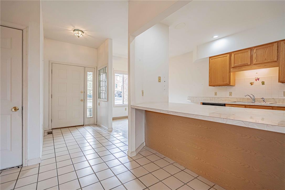 1670 Jackson Street Property Photo 5