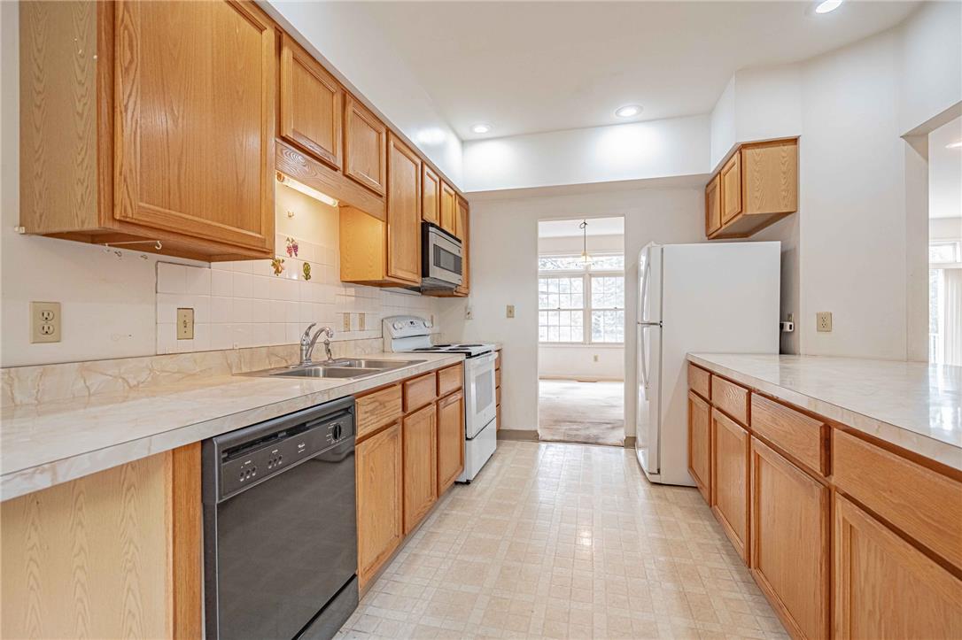 1670 Jackson Street Property Photo 10