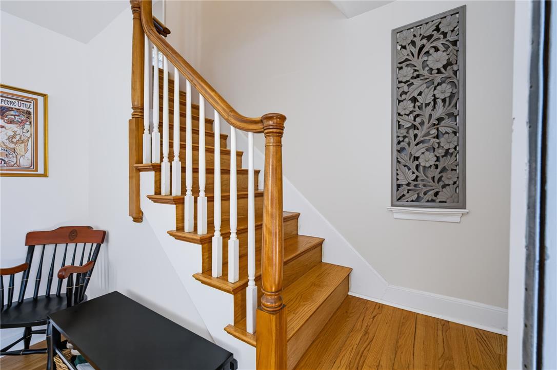2209 Huntington Street Property Photo 10