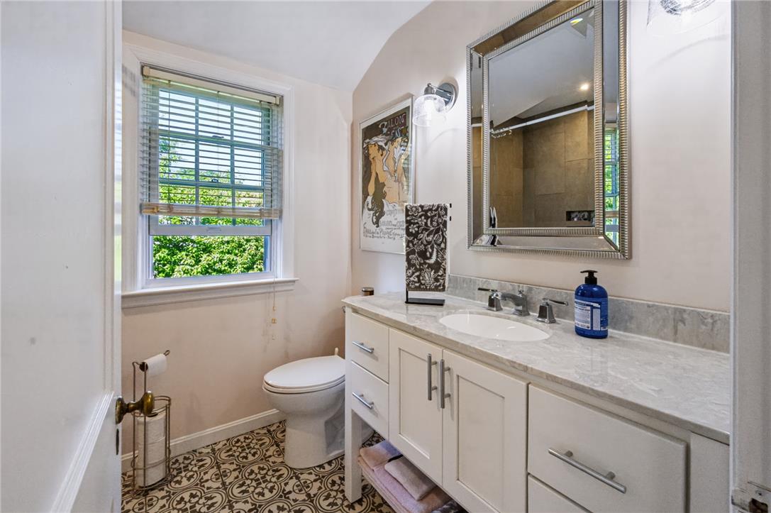 2209 Huntington Street Property Photo 27