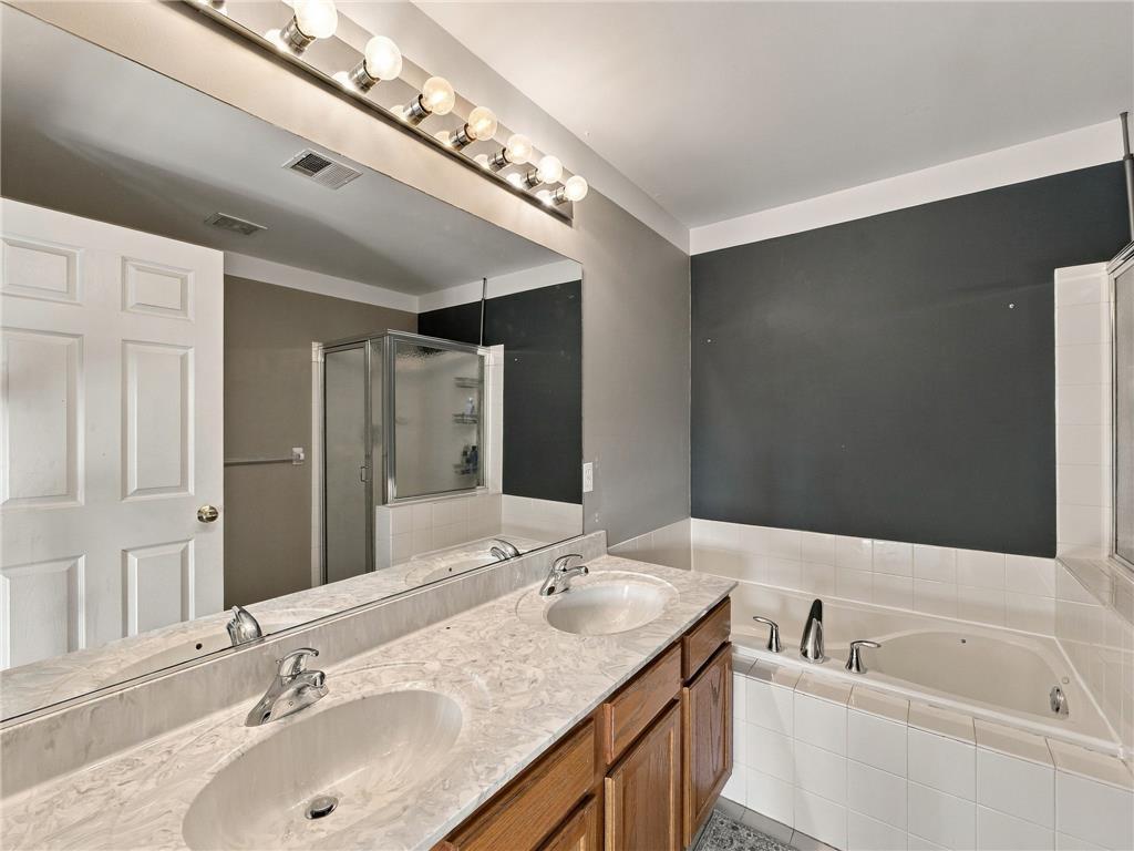876 Nittany Court C439 Property Photo 21
