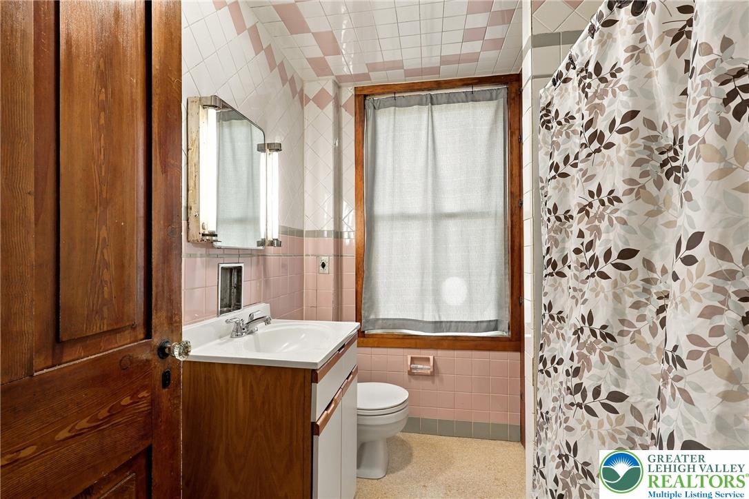 7175 Bake Oven Road Property Photo 20