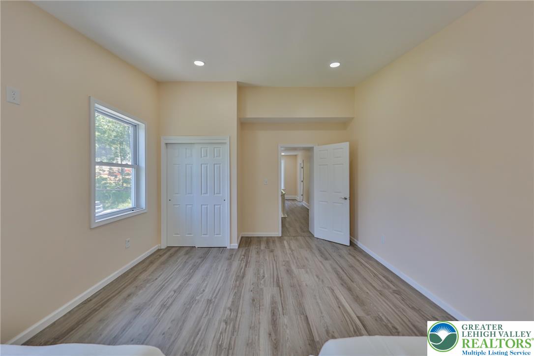 1113 East Emmaus Avenue Property Photo 46