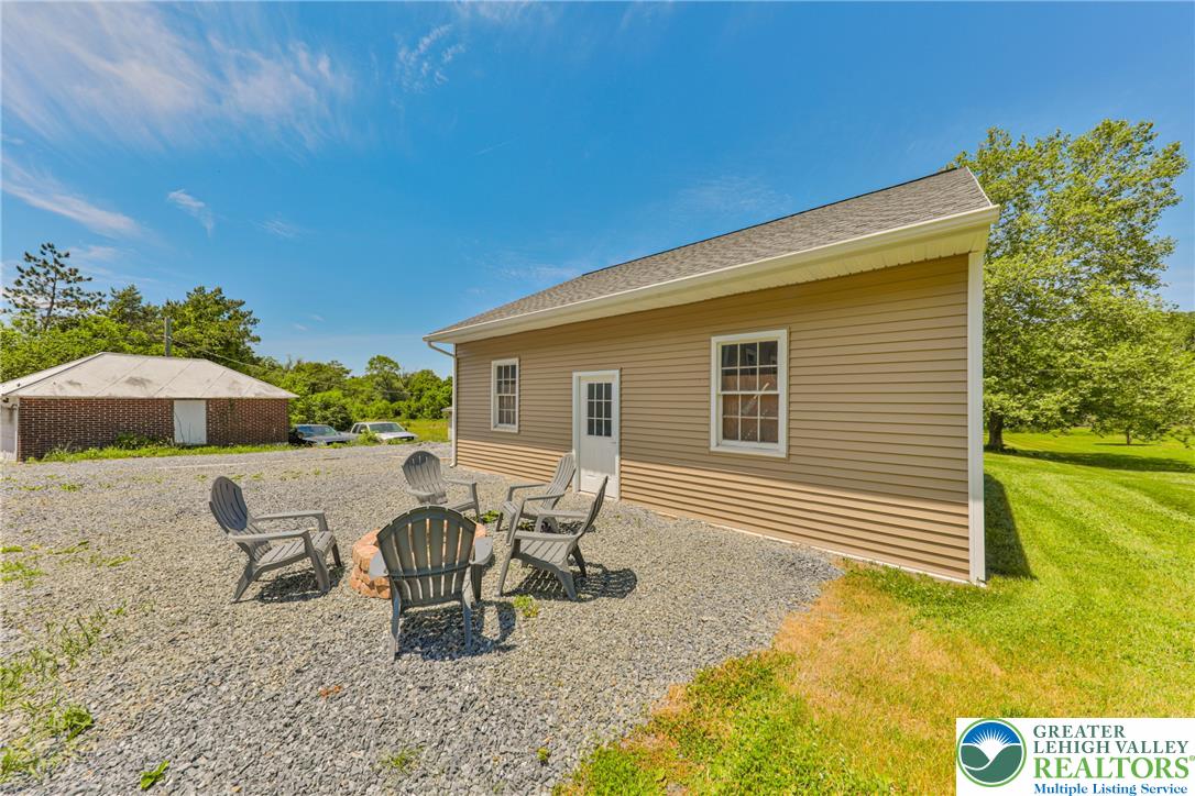 1113 East Emmaus Avenue Property Photo 64