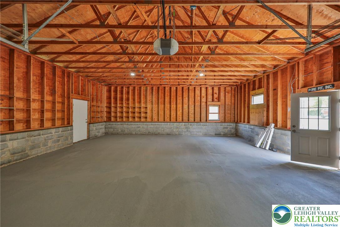 1113 East Emmaus Avenue Property Photo 69