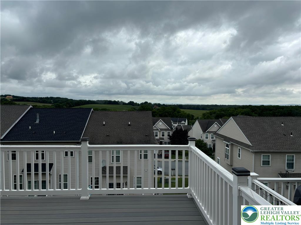3561 Windsor Court Property Photo 16