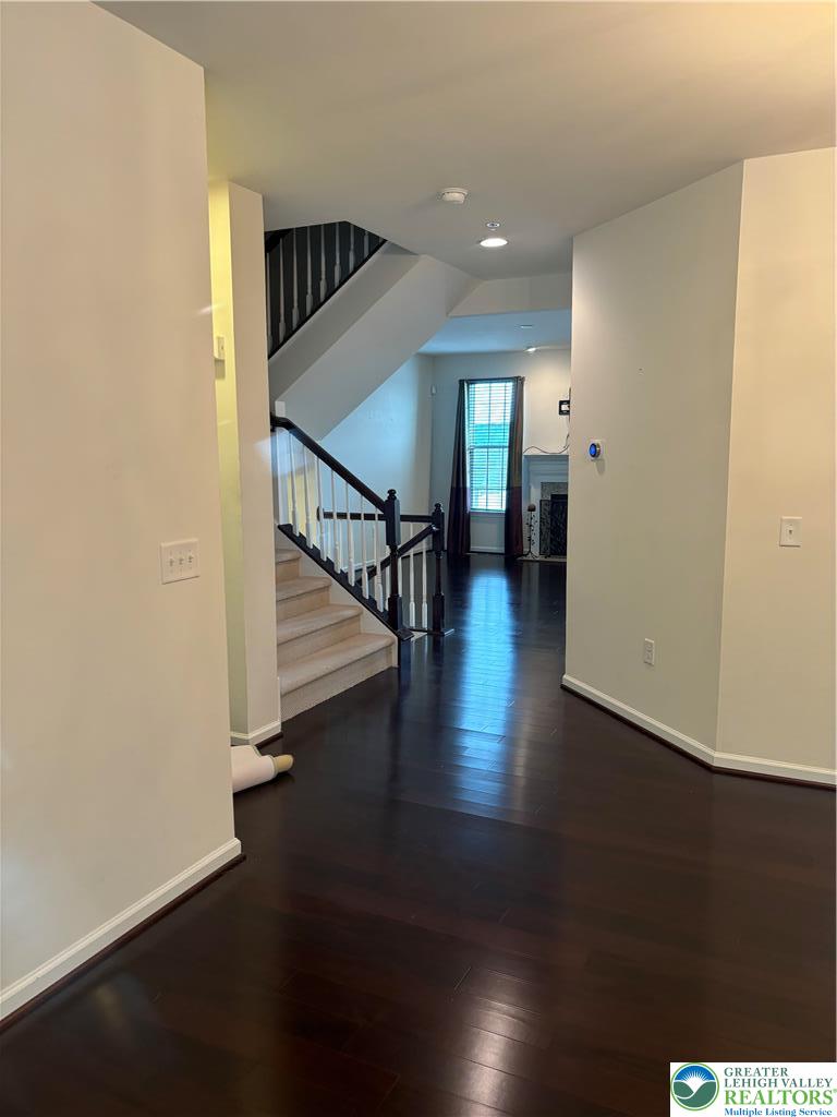 3561 Windsor Court Property Photo 17
