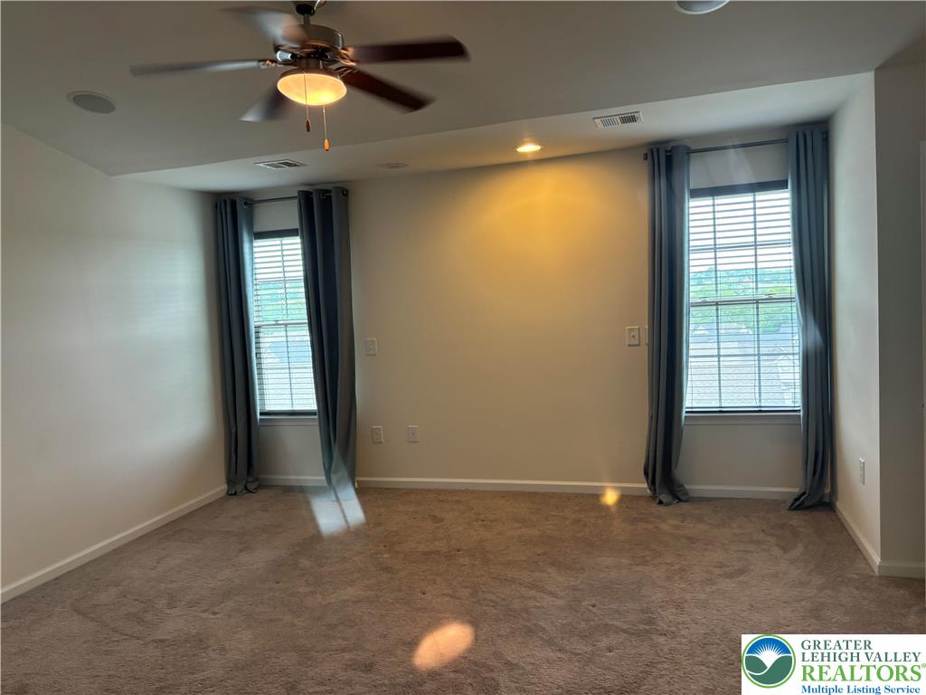 3561 Windsor Court Property Photo 20