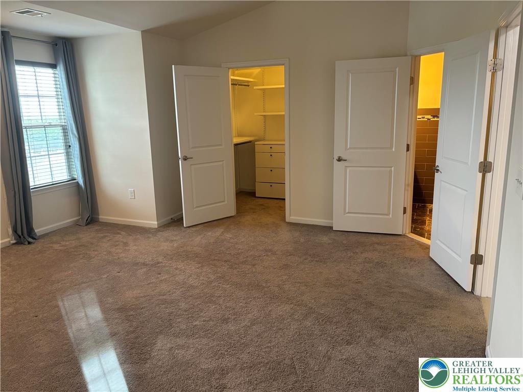 3561 Windsor Court Property Photo 21