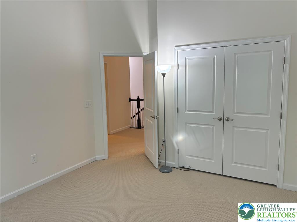 3561 Windsor Court Property Photo 29