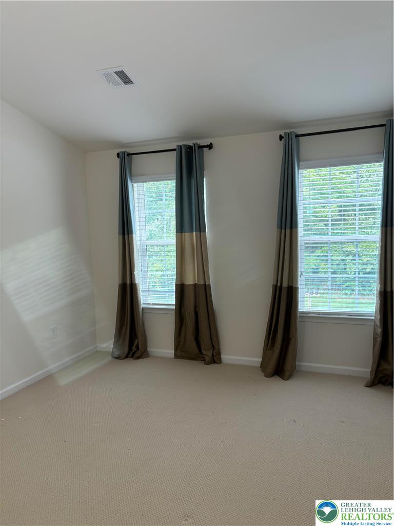 3561 Windsor Court Property Photo 32