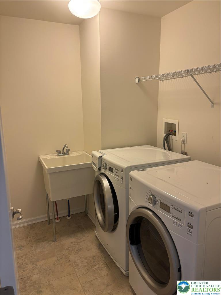 3561 Windsor Court Property Photo 35