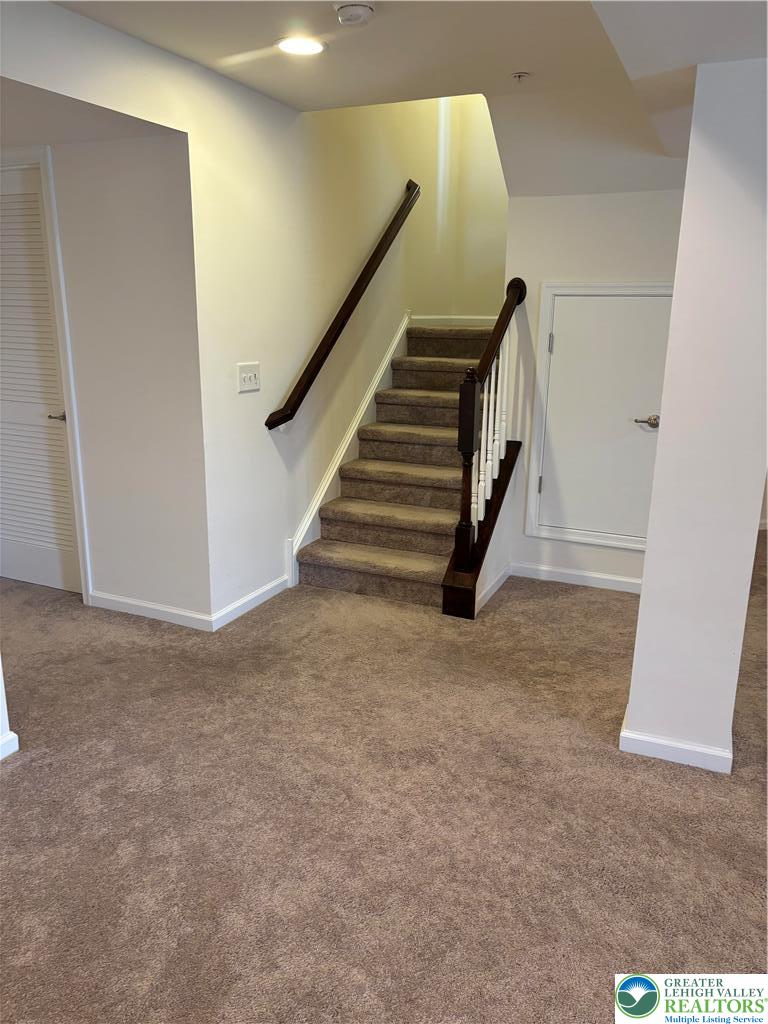 3561 Windsor Court Property Photo 39