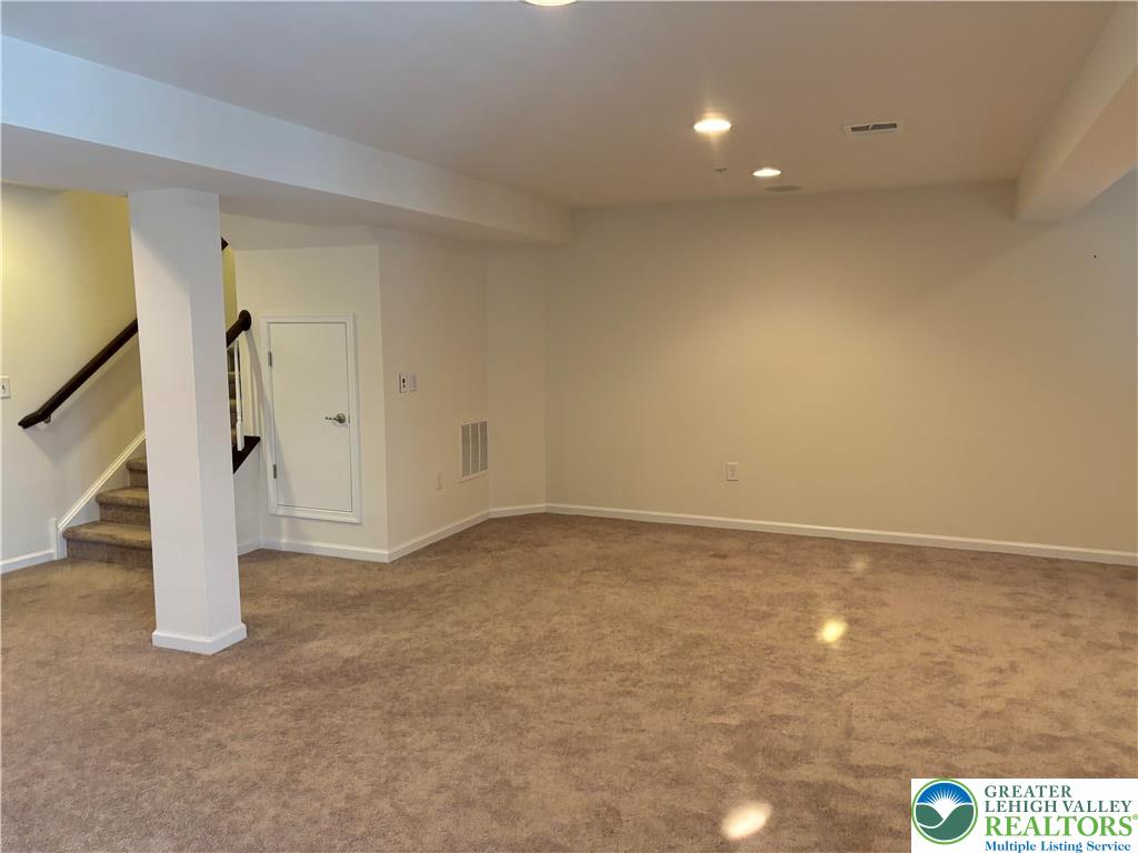 3561 Windsor Court Property Photo 41