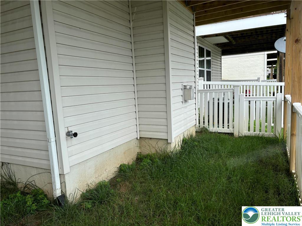 3561 Windsor Court Property Photo 43