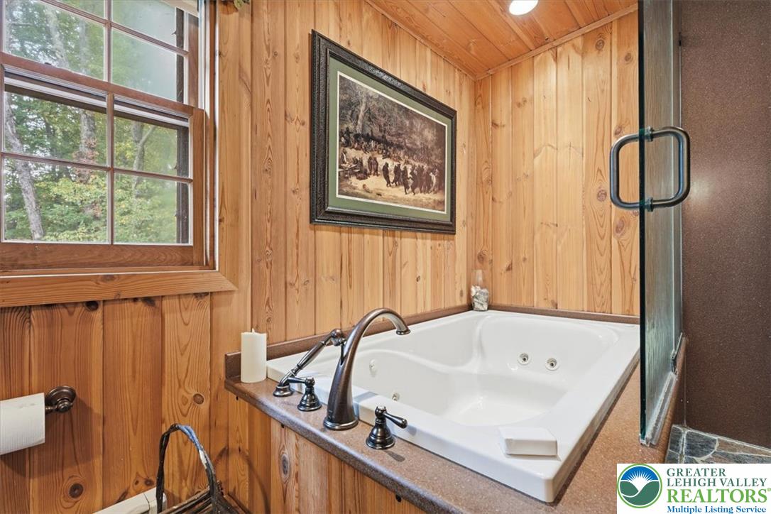 805 Blackbirch Court Property Photo 15