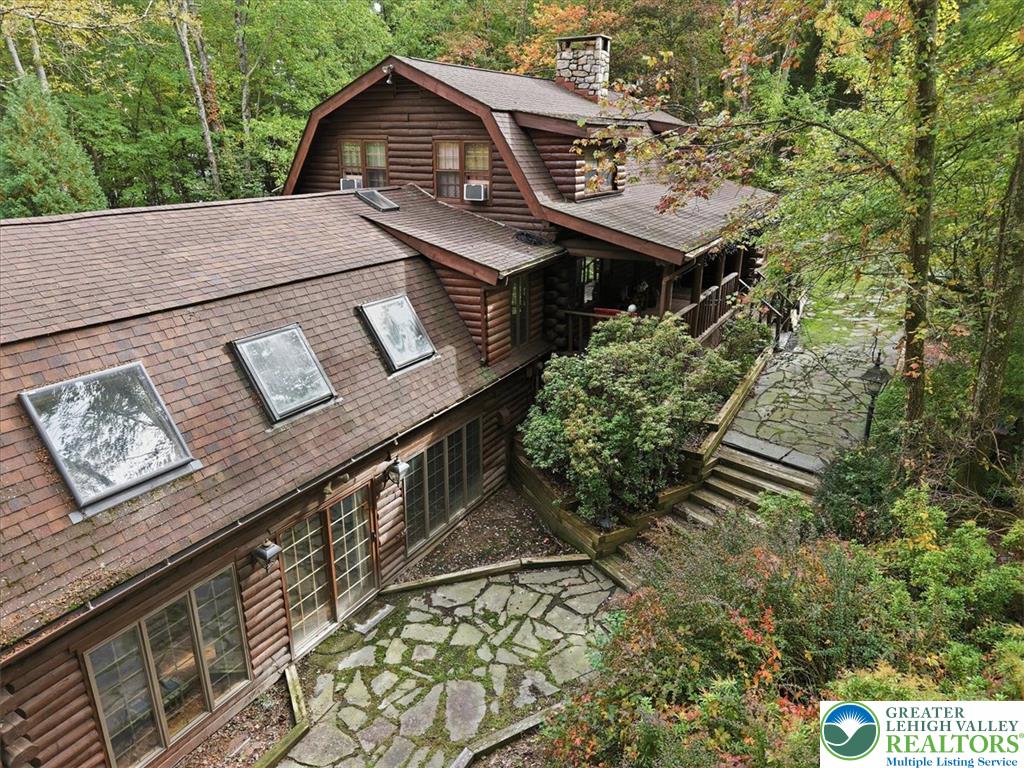 805 Blackbirch Court Property Photo 37