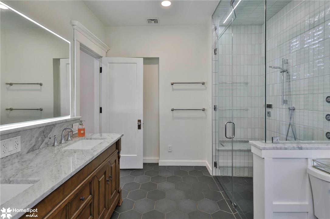433 Seneca Street Property Photo 50