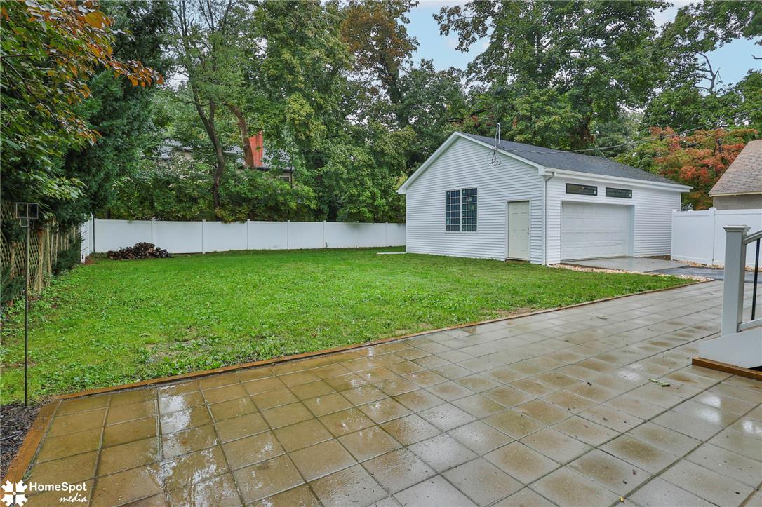 433 Seneca Street Property Photo 62
