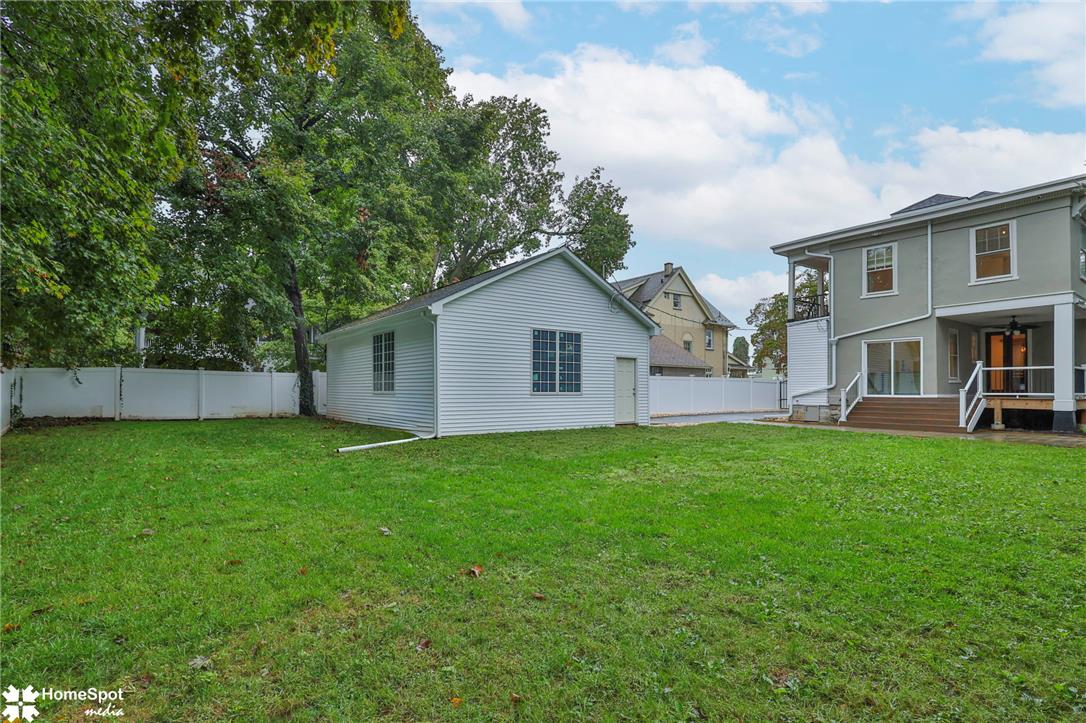 433 Seneca Street Property Photo 64