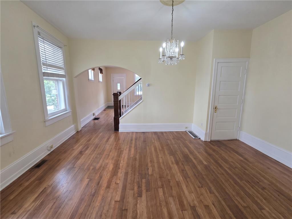 428 West North Street Property Photo 9