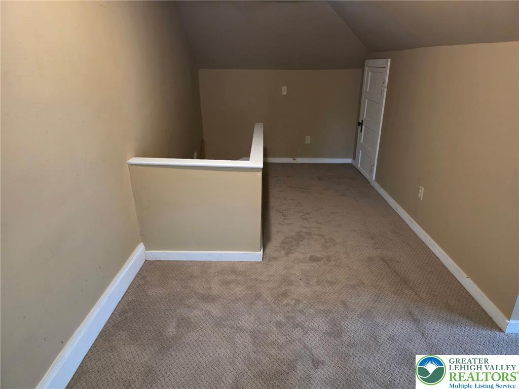 428 West North Street Property Photo 22