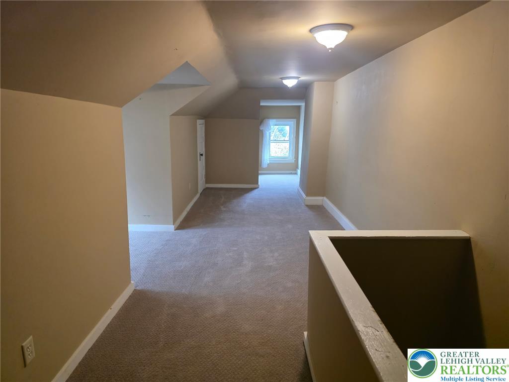 428 West North Street Property Photo 24