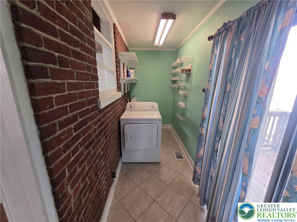 428 West North Street Property Photo 25