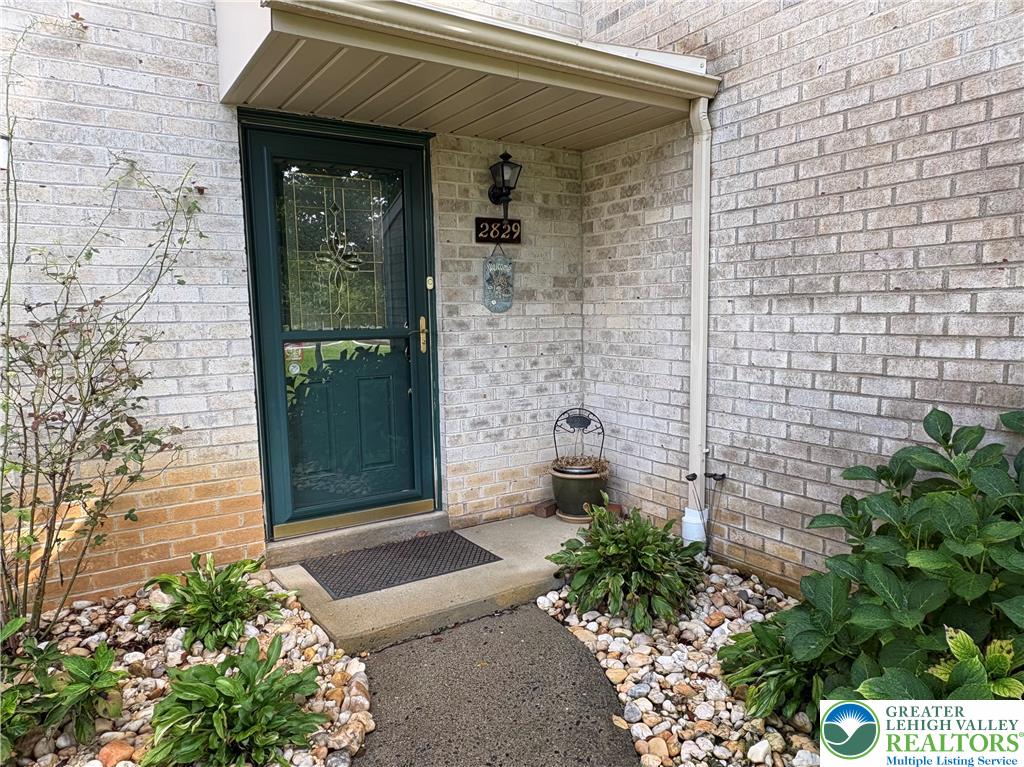 2829 Whitemarsh Place Property Photo 2