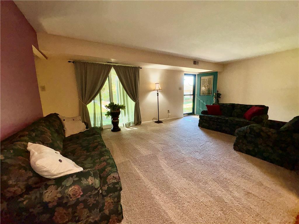 2829 Whitemarsh Place Property Photo 6